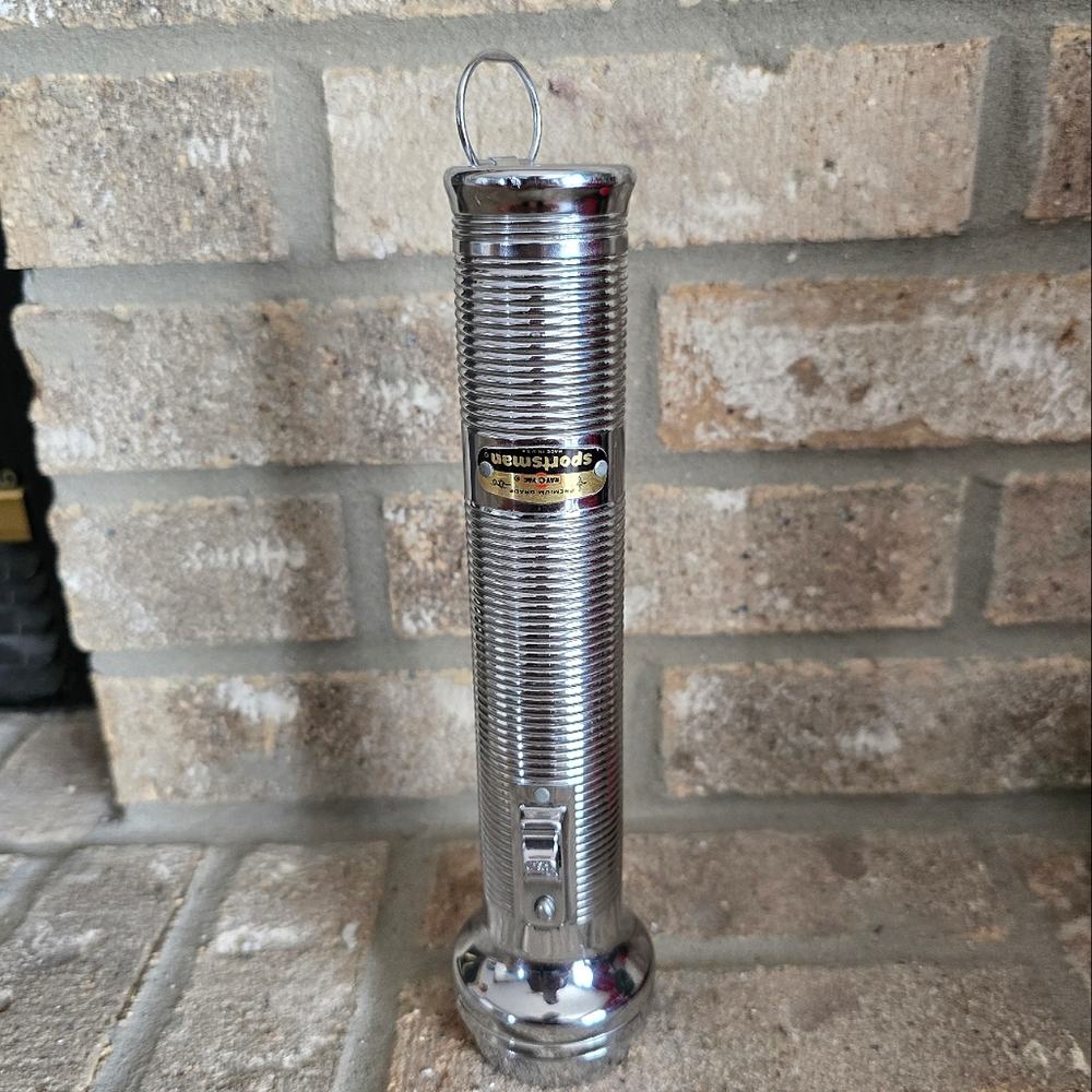 Vintage Rayovac Sportsman Flashlight Chrome Metal Made In USA